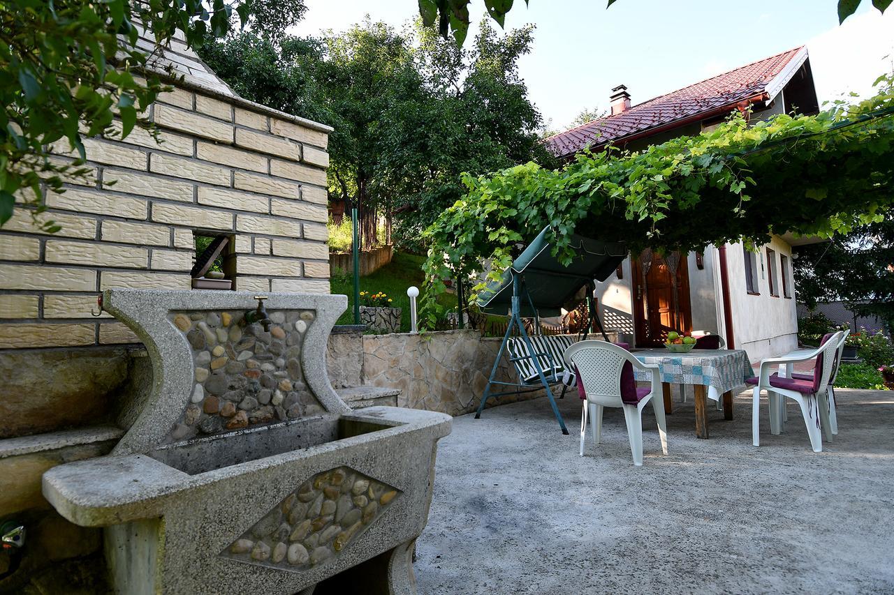 Keep Calm Garden Villa Sarajevo Bagian luar foto