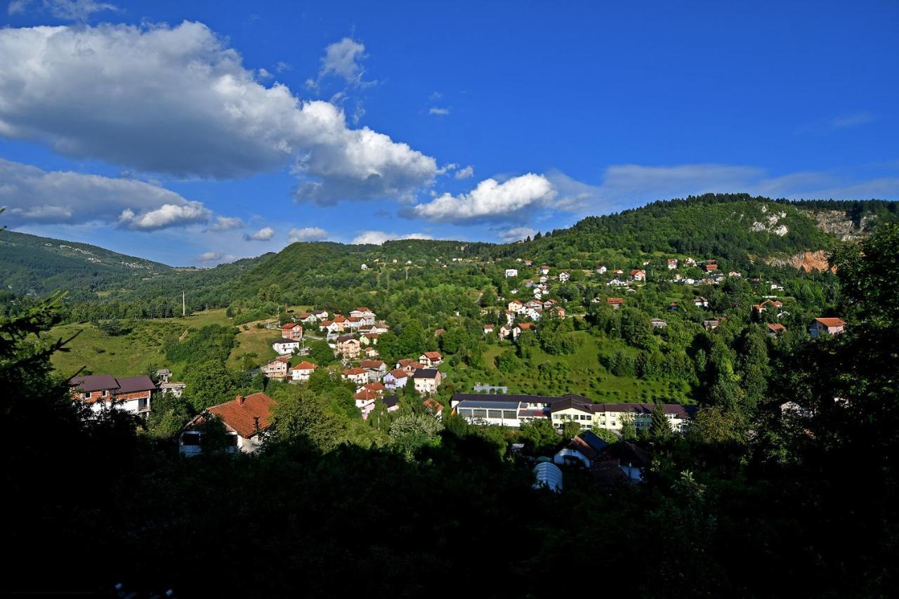 Keep Calm Garden Villa Sarajevo Bagian luar foto